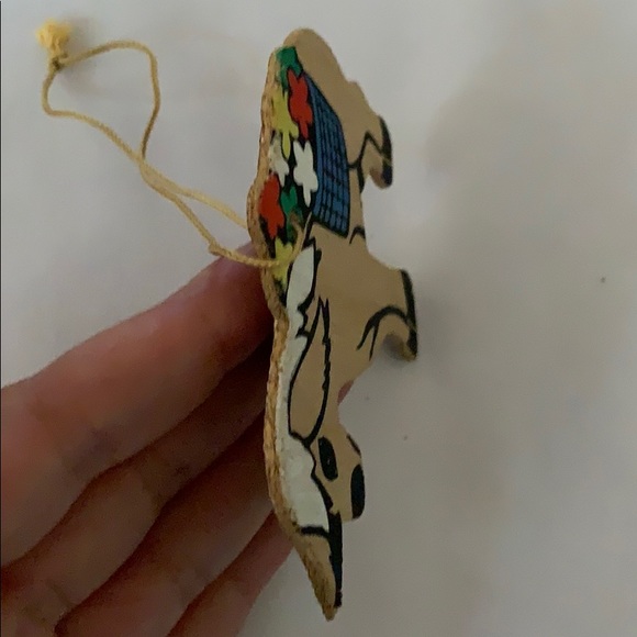 3” wooden donkey with flower 🌸 basket 🧺 ornament - Picture 12 of 13